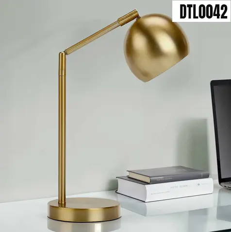 Aura 19″ Desk Lamp